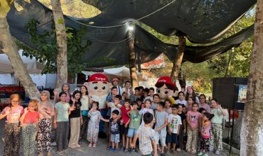 Turgut ve Lulu Çatalköprü ve Osmancık’ta Çocuklarla Buluştu